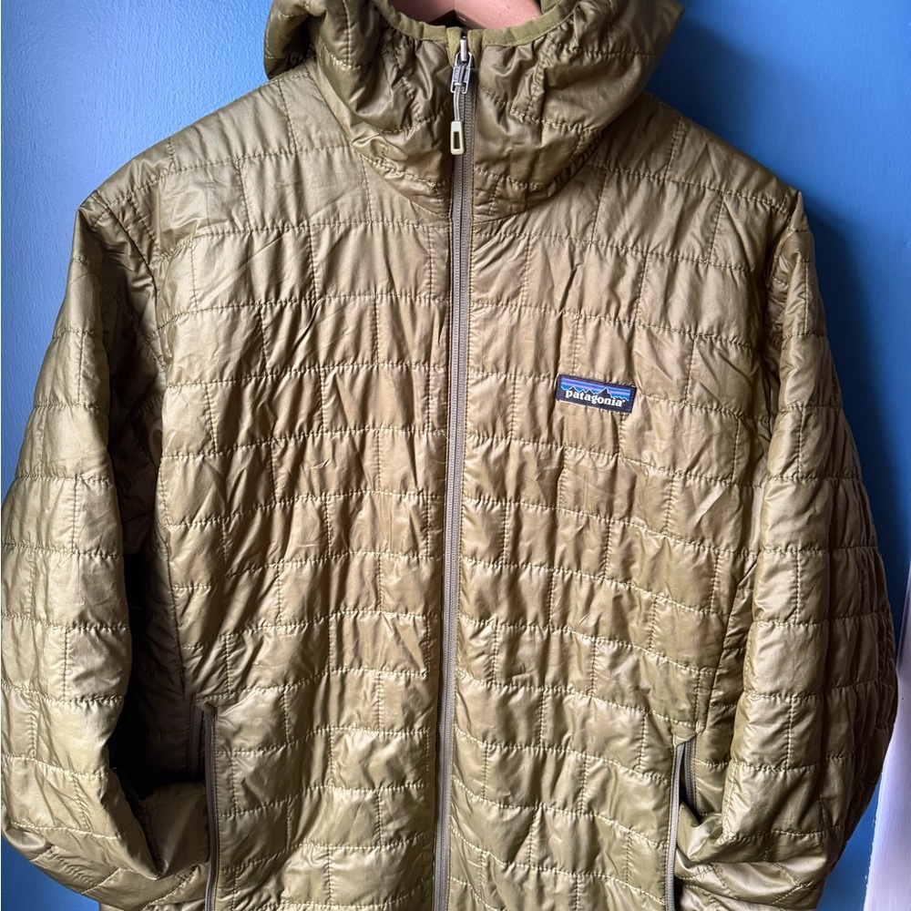 Patagonia Men's Olive Hooded Lightweight Insulated Jacket